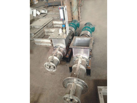 小型双螺旋半开形午夜福利在线观看视频